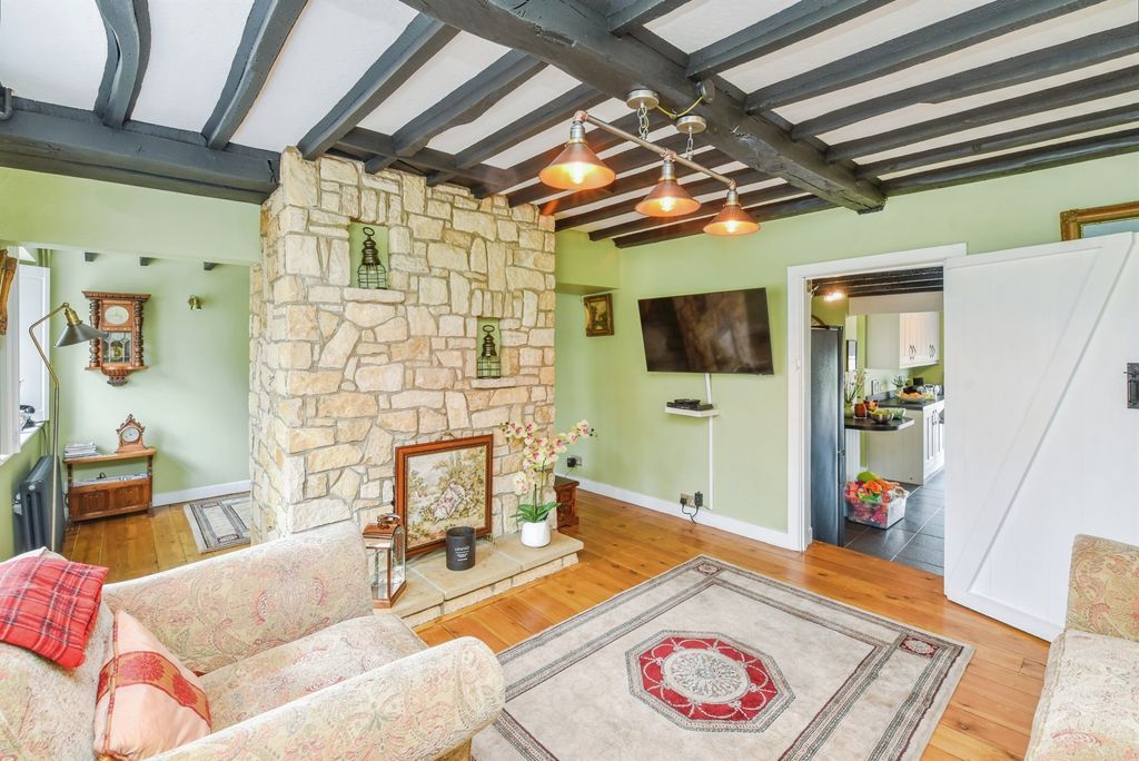 Property photo 2 of 16