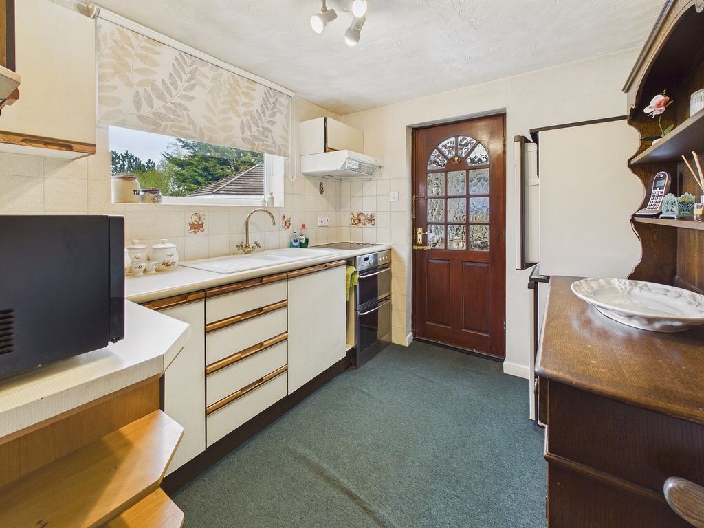 Property photo 3 of 36