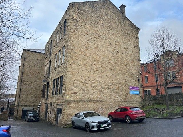 Property photo 2 of 4