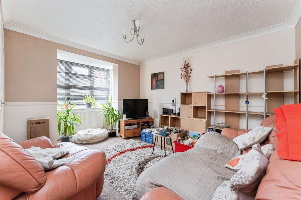 Property photo 2 of 15