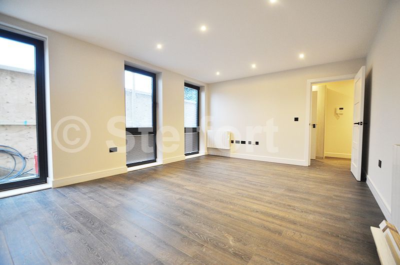 Property photo 3 of 6