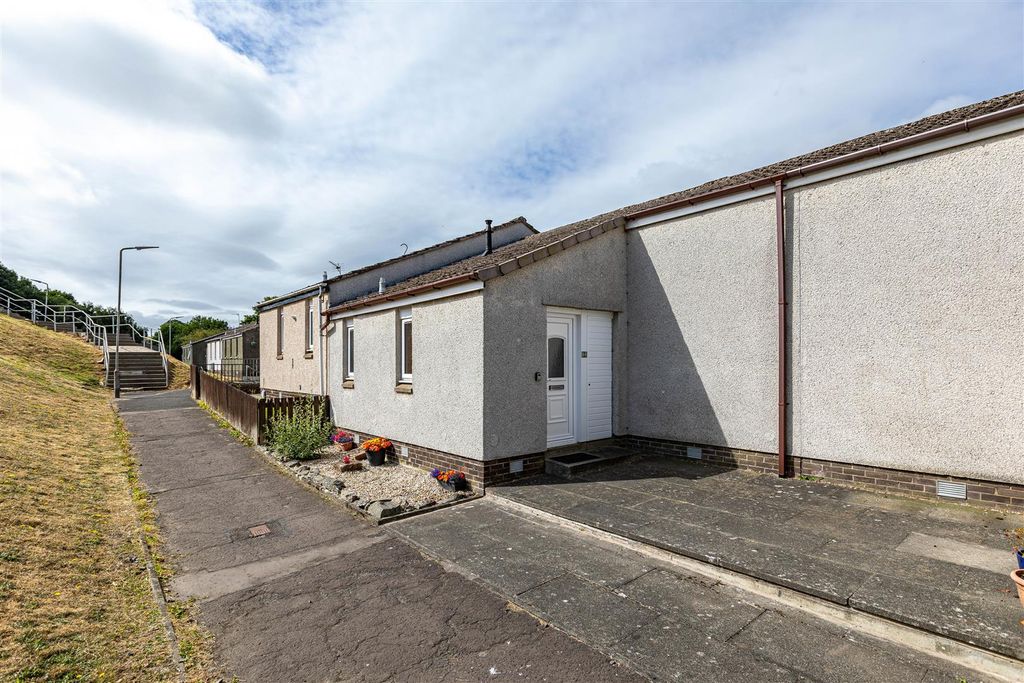 Property photo 2 of 20 31 Sentry Knowe Selkirk 02.Jpg