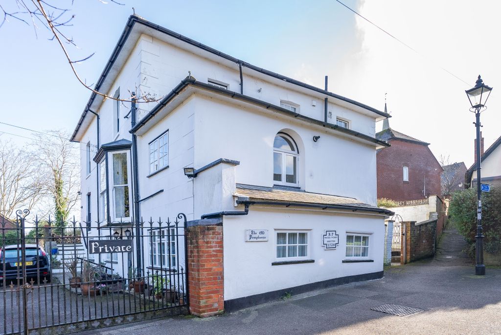 Property photo 1 of 10 Dsc09275