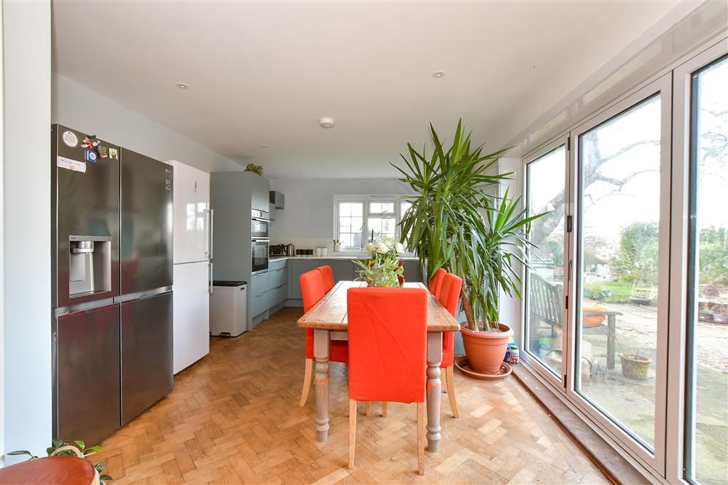 Property photo 3 of 5 Kitchen/Dining Room
