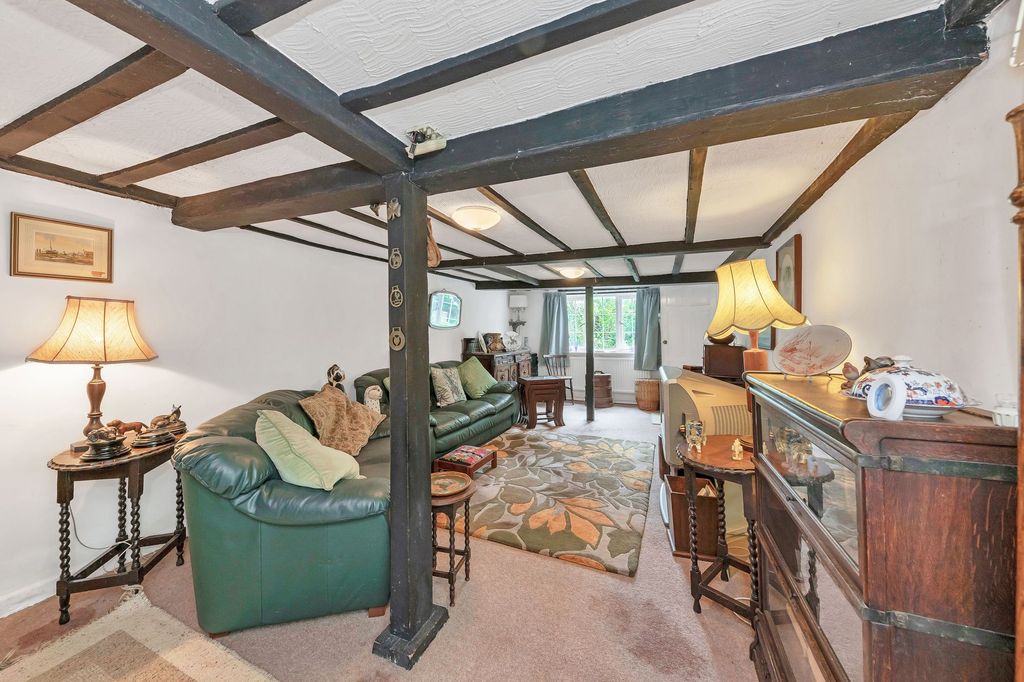 Property photo 2 of 30