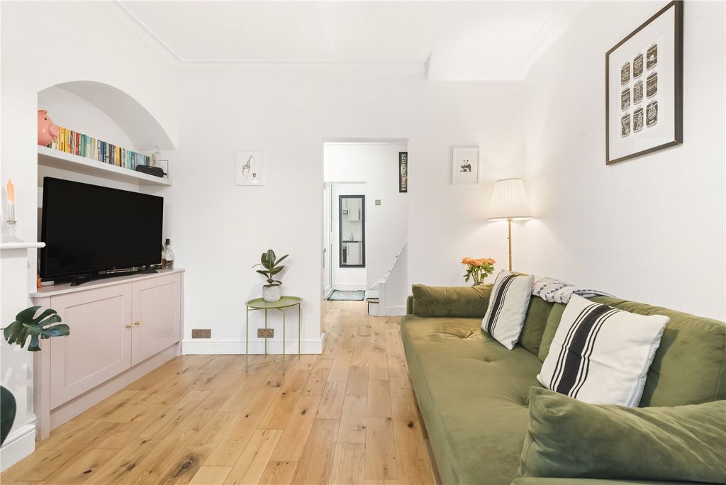 Property photo 3 of 8 Picture No. 07