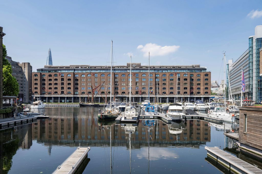 Property photo 1 of 14 MC38421685Lr.Jpg