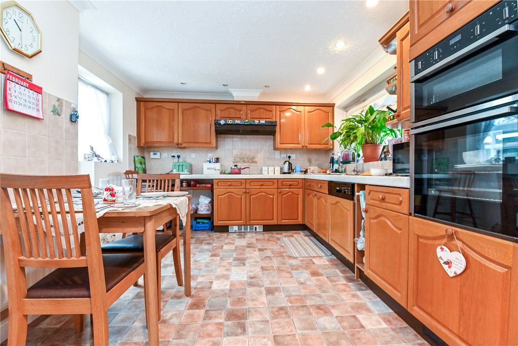 Property photo 2 of 17 Picture No. 03