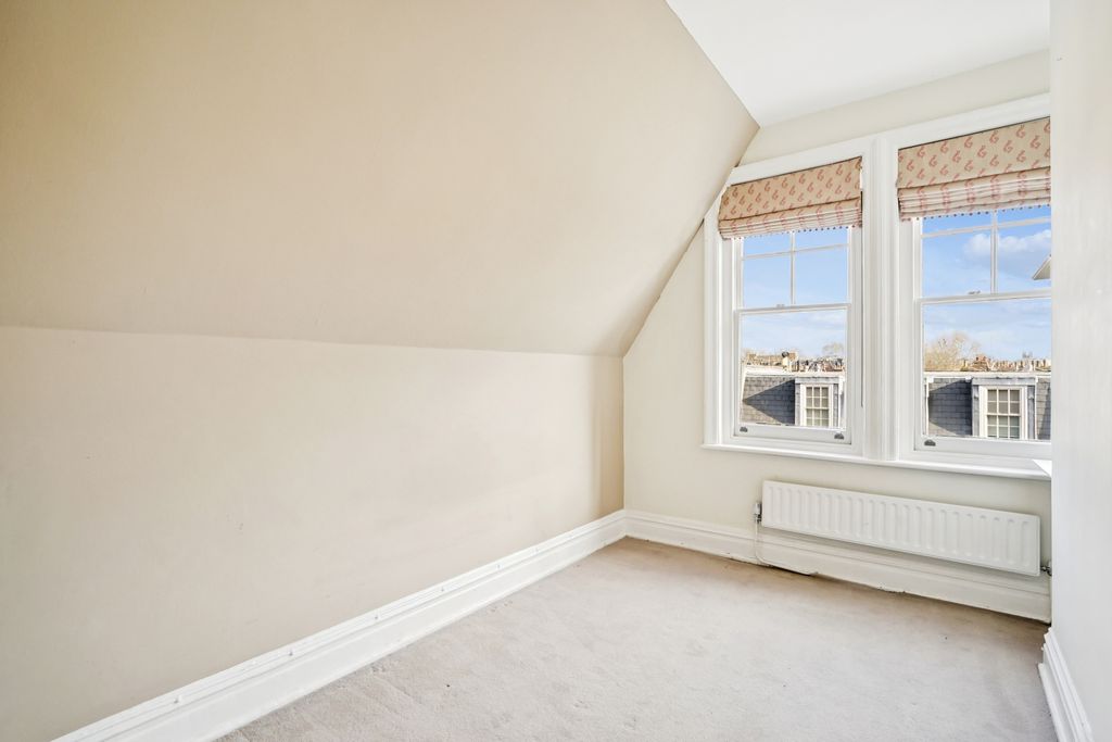 Property photo 2 of 14 Bedroom One