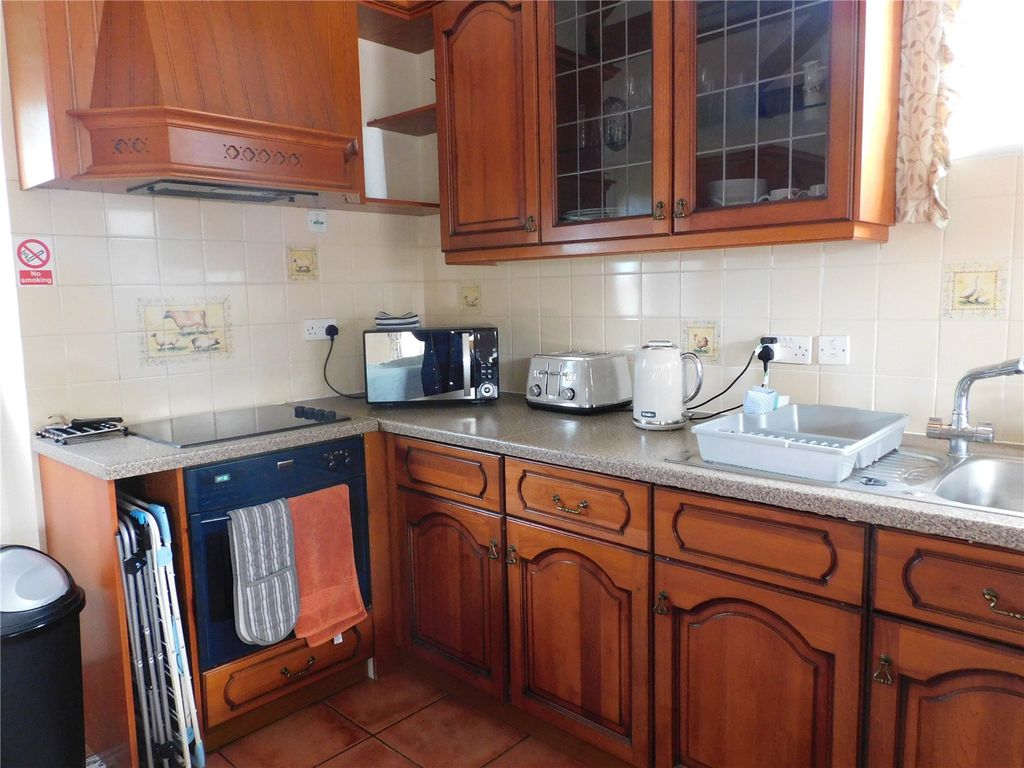 Property photo 2 of 18 Picture No. 03