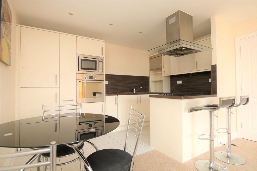 Property photo 2 of 10 2