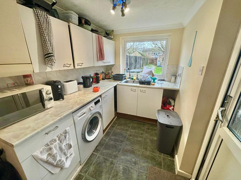 Property photo 2 of 18 Image