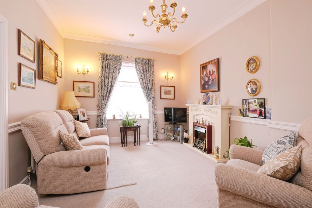 Property photo 2 of 15