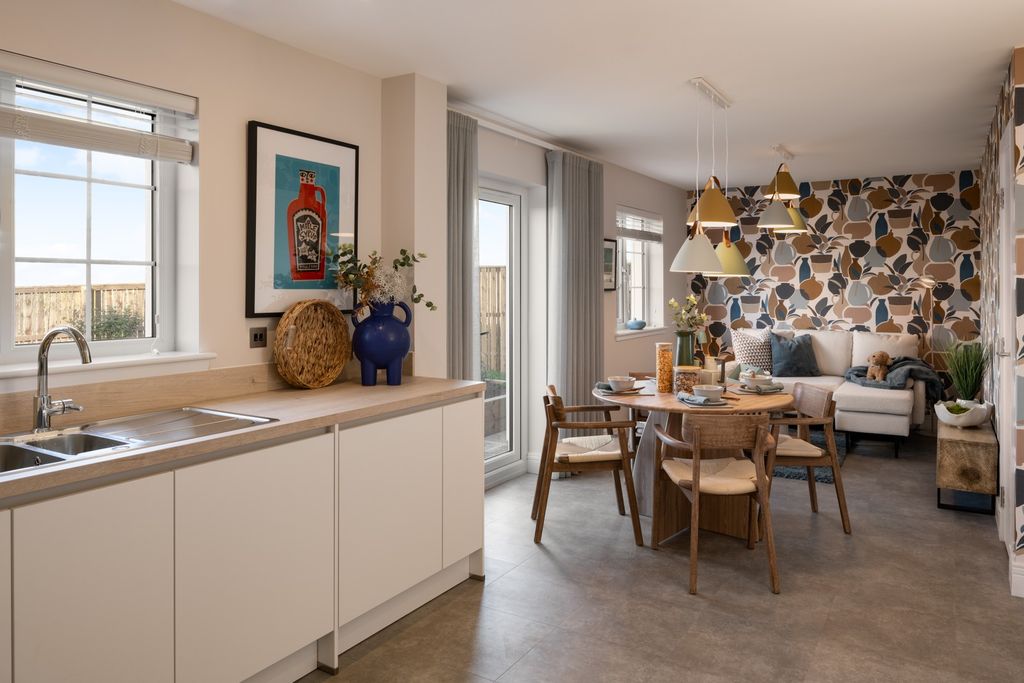 Property photo 3 of 10 Cedar Brae, Jackton