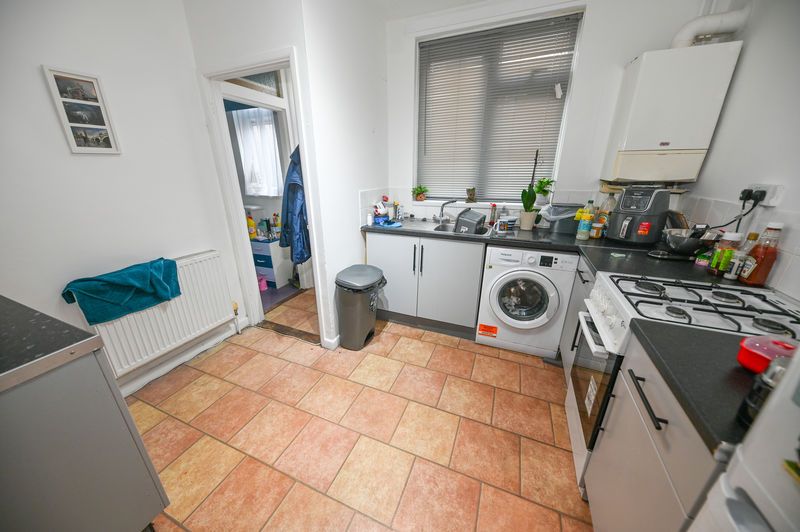 Property photo 3 of 11 Photo 8