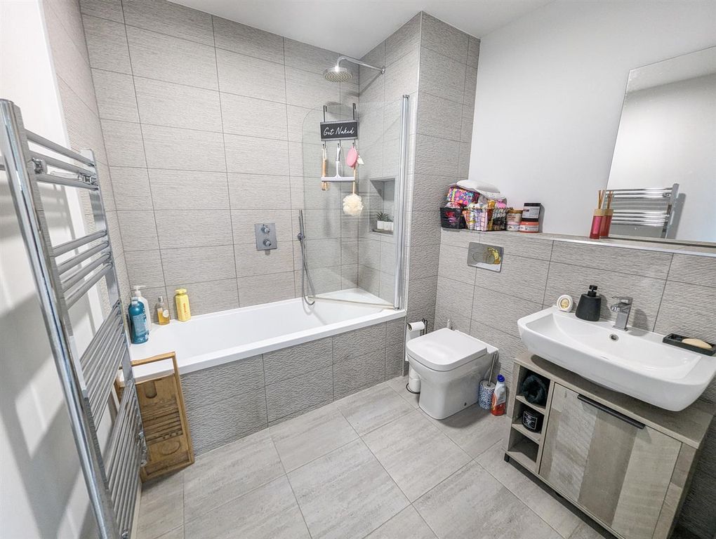 Additional image 14 of 2 bed flat for saleRoman Road, Corby NN18