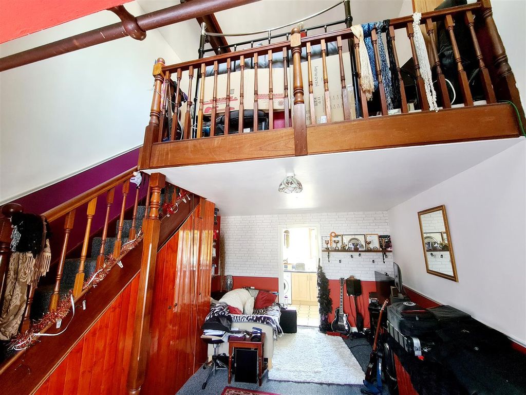 Additional image 6 of 2 bed maisonette for saleWooda Road, Launceston PL15