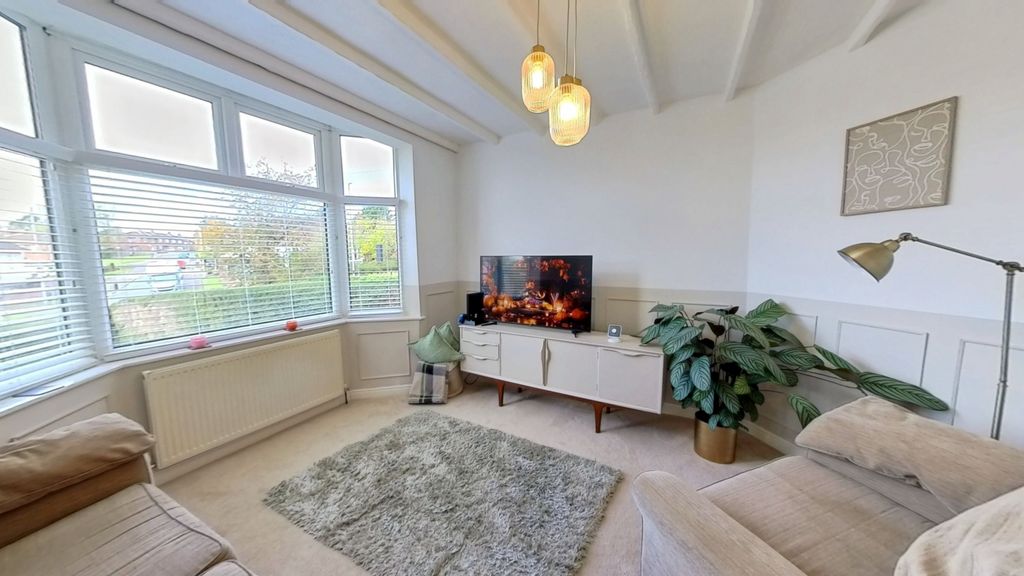 Property photo 2 of 14 Photo 13