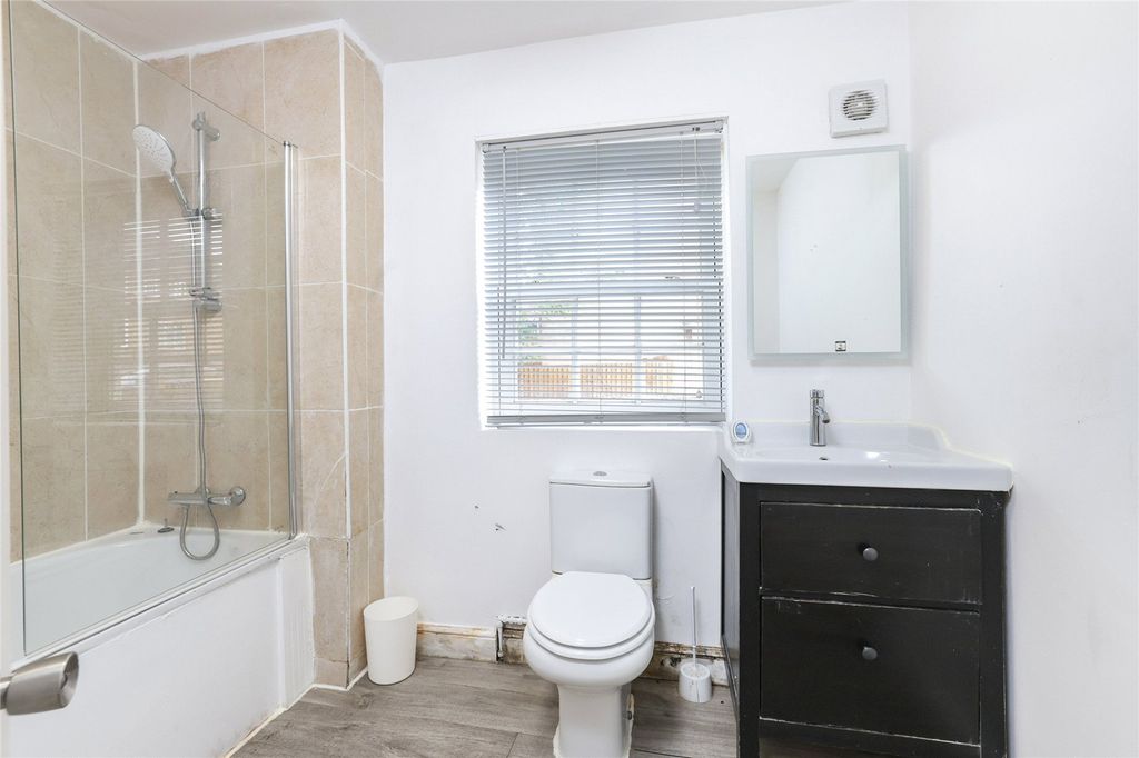 Property photo 3 of 10 Picture No. 01