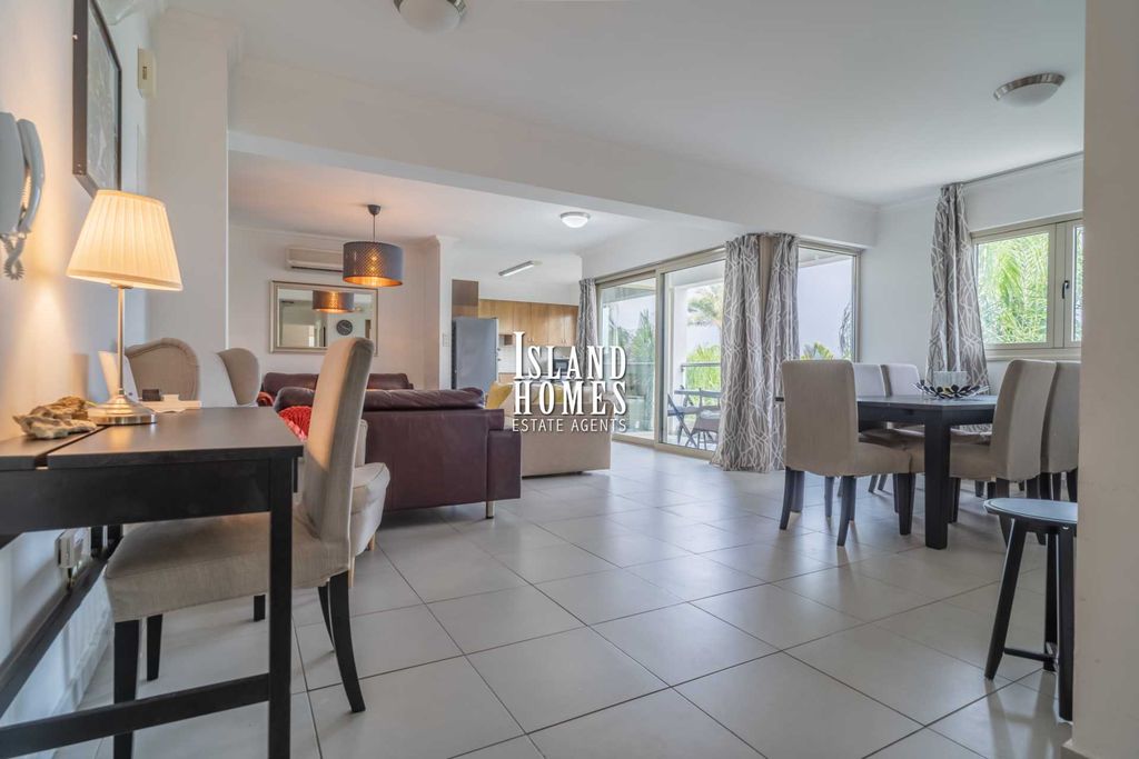 Property photo 1 of 28