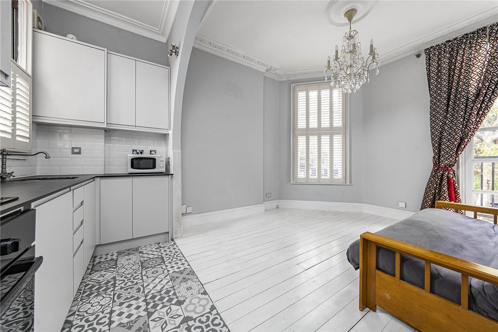 Property photo 3 of 20 Picture No. 32