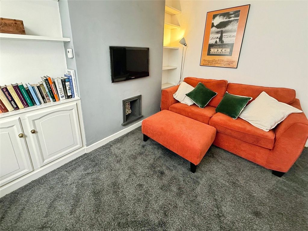 Property photo 3 of 13 Picture No. 08
