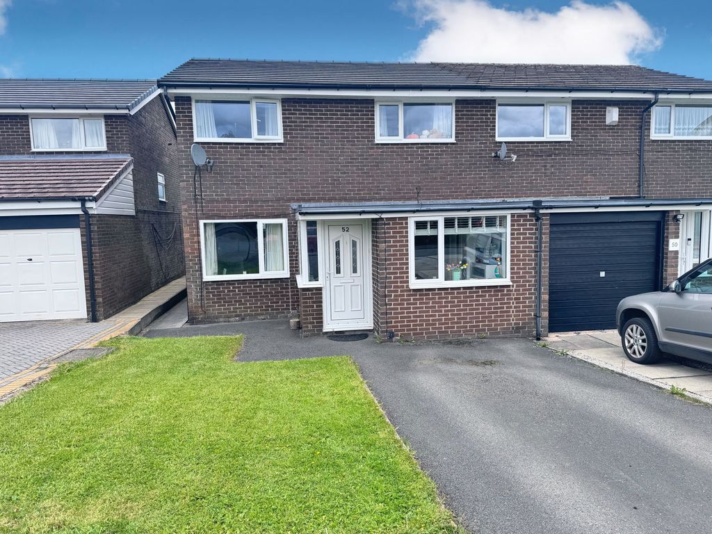 Property photo 1 of 27