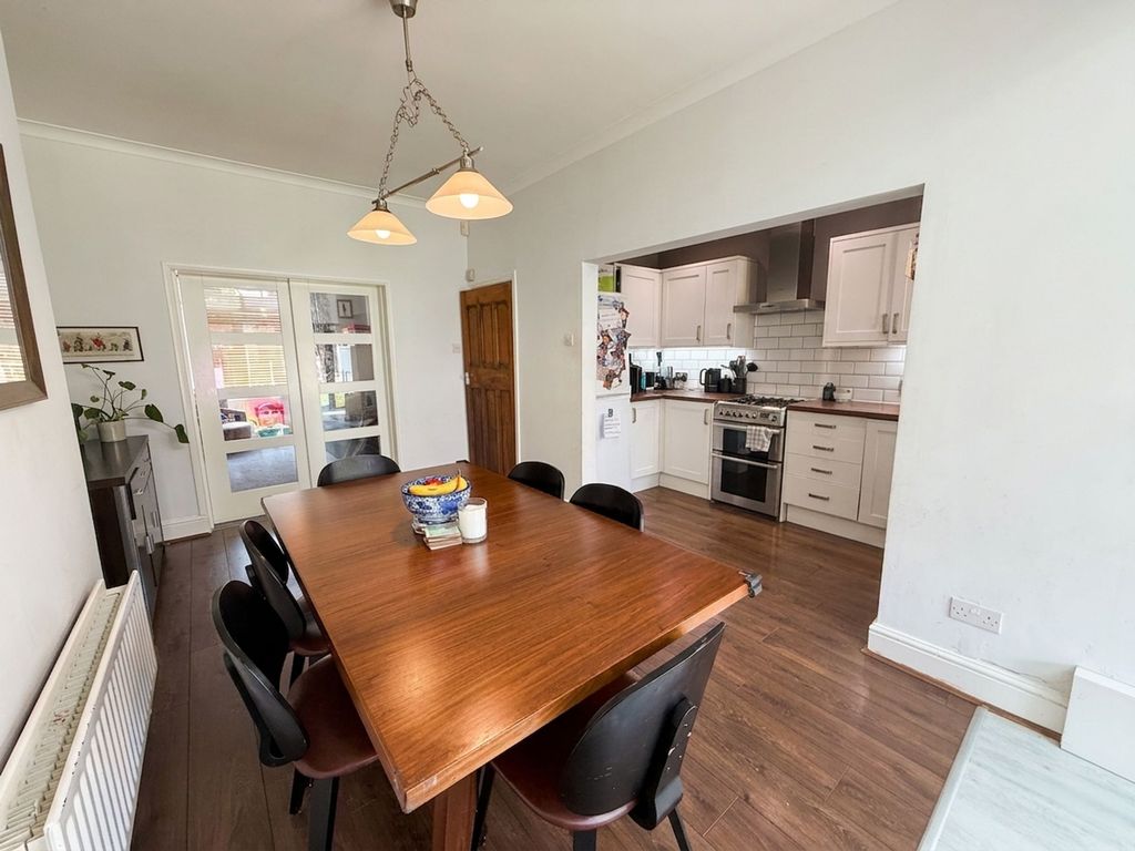 Property photo 3 of 30