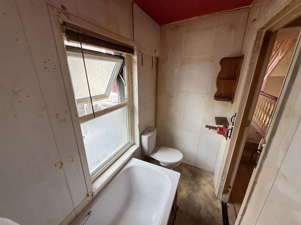 Additional image 12 of 3 bed flat for saleY Maes, Pwllheli LL53
