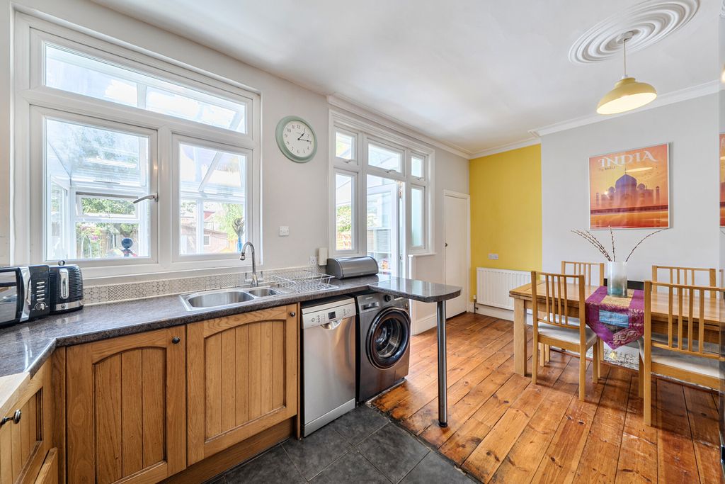 Property photo 3 of 21 1481188-9-6A3A878...