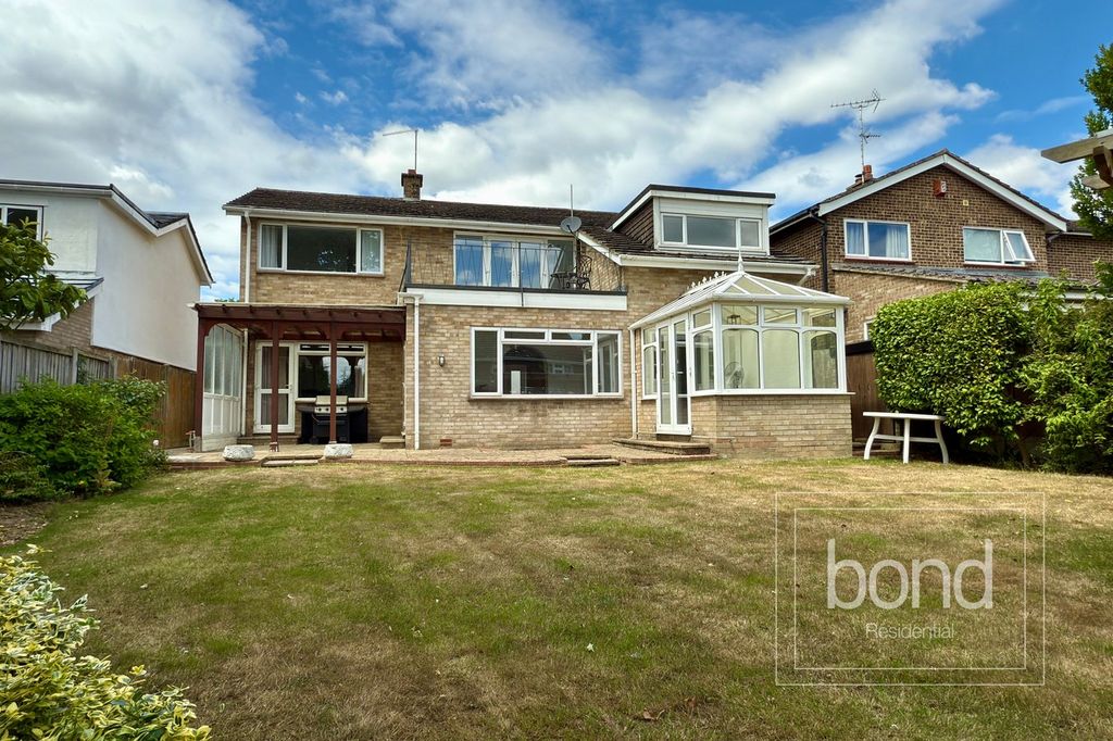 Property photo 2 of 21