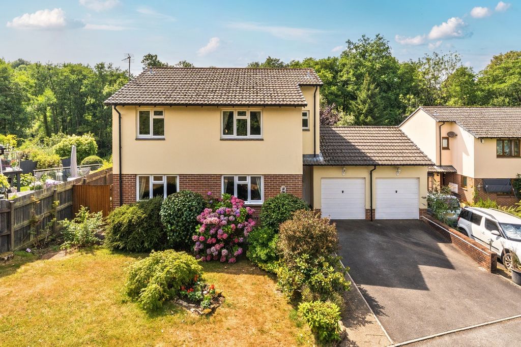 Property photo 1 of 21 1-6A70Bd06733F4-1499276-19Fc862602dc1-1-1-1