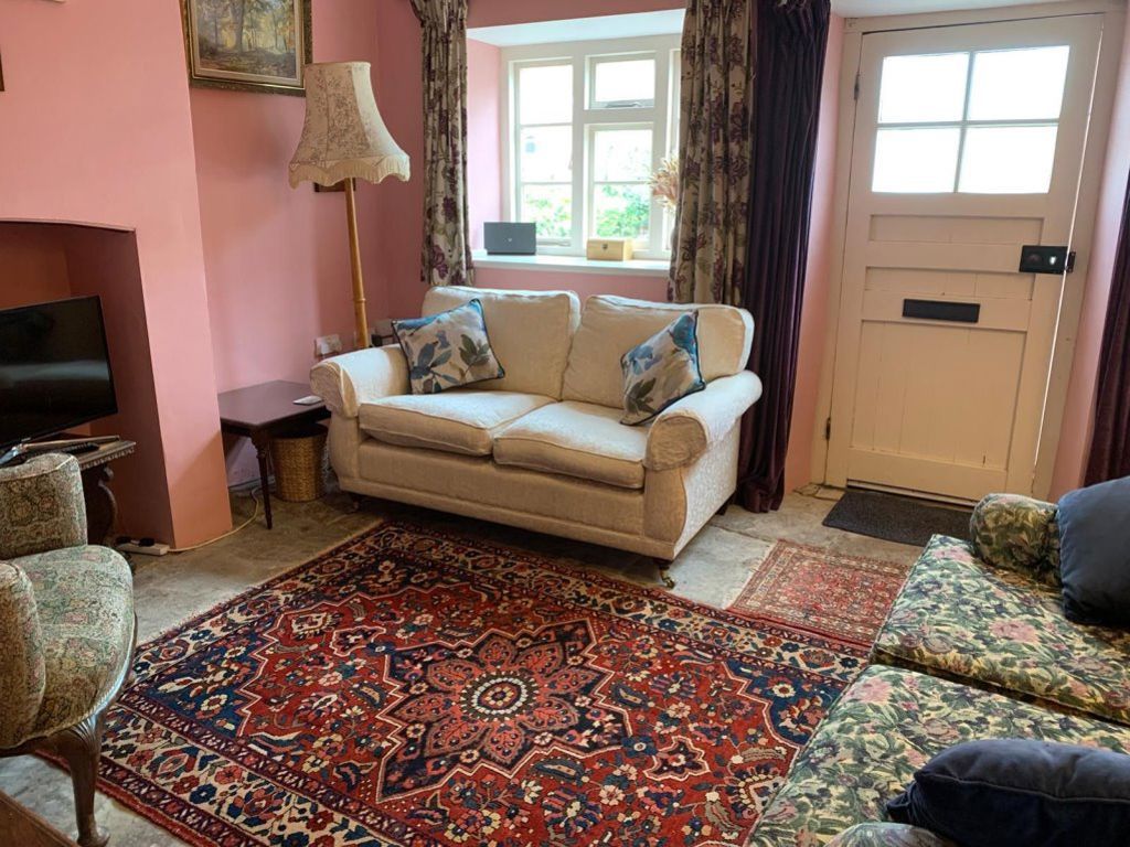 Property photo 2 of 11