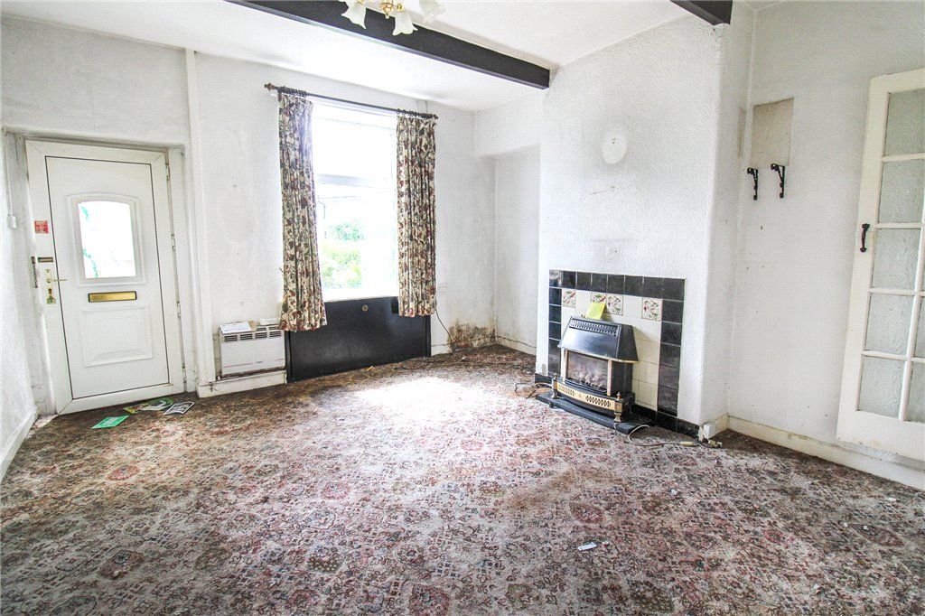 Property photo 2 of 8 Sitting Room
