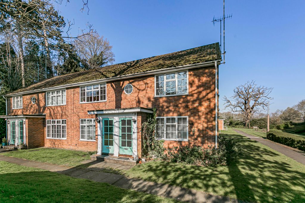 Property photo 1 of 19 Front View