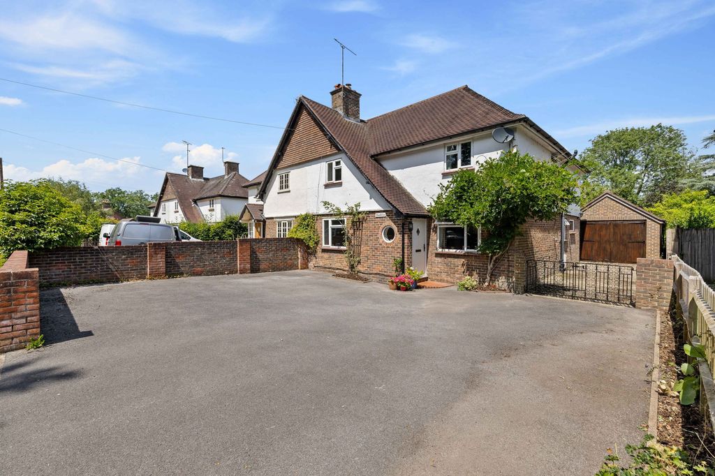 Property photo 1 of 25
