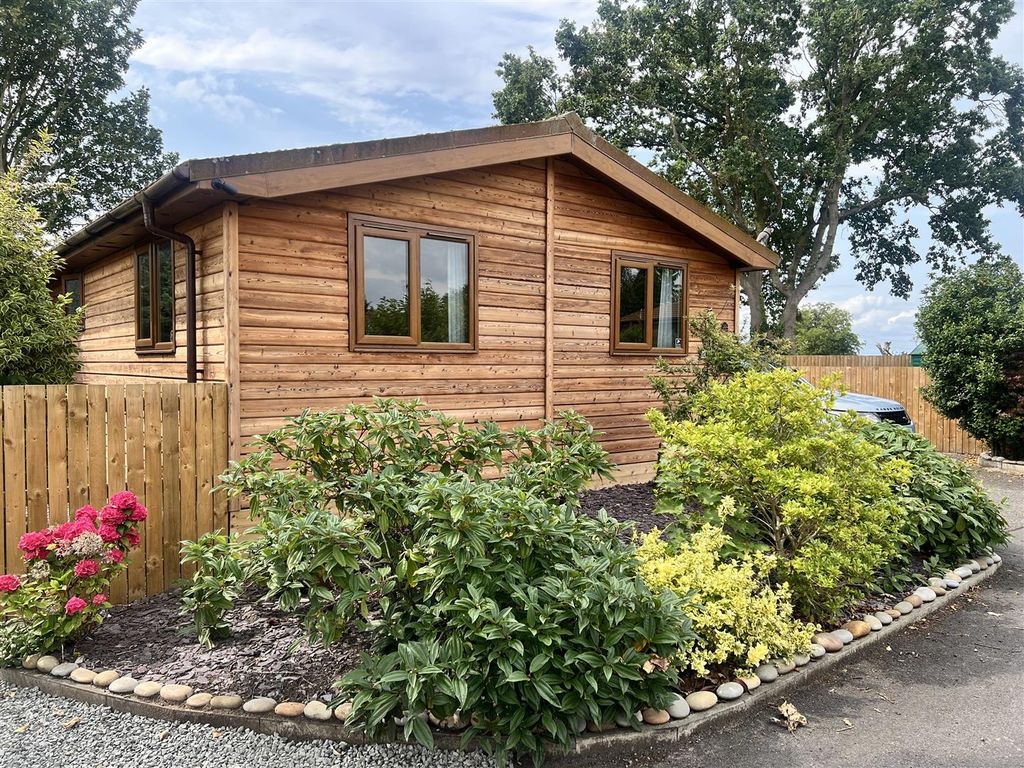 Property photo 2 of 30 Photo 16.Jpg