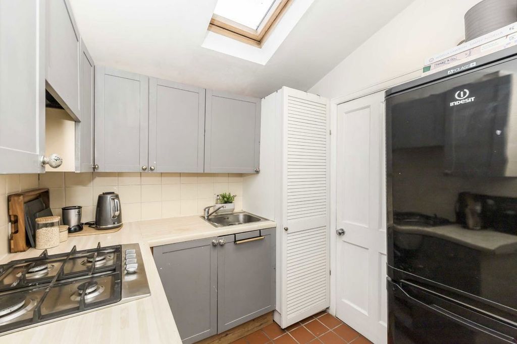 Property photo 2 of 4