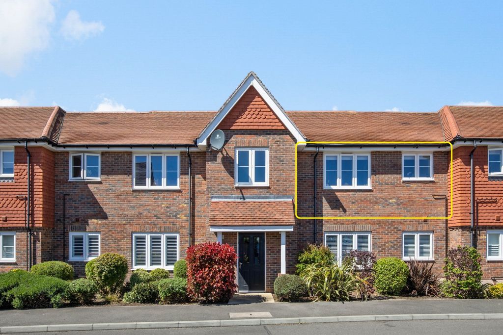 Property photo 1 of 12 5066280
