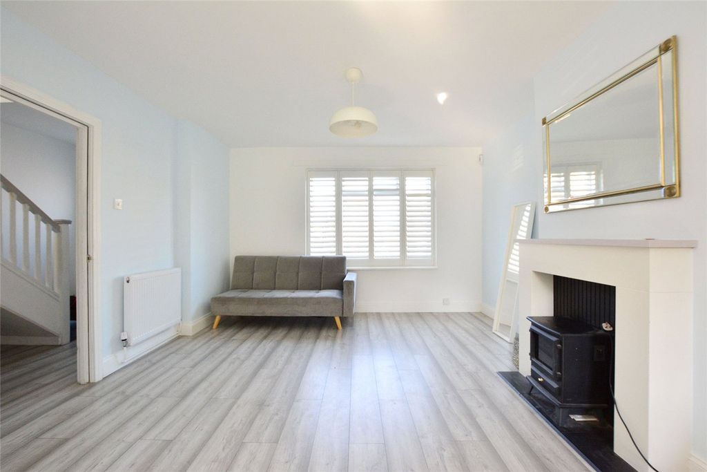 Property photo 3 of 20 Picture No. 12