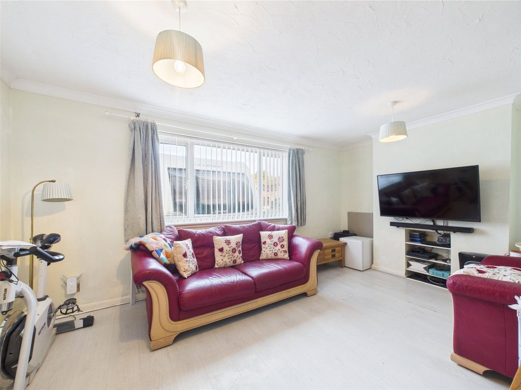 Property photo 2 of 14 Picture No. 05