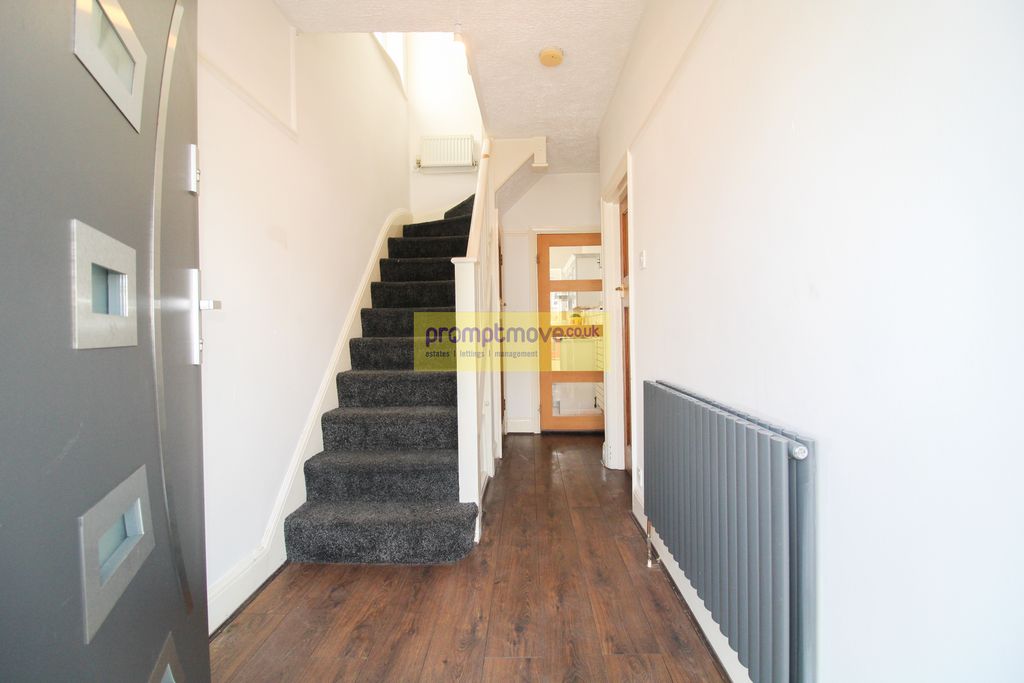 Property photo 2 of 12 Na