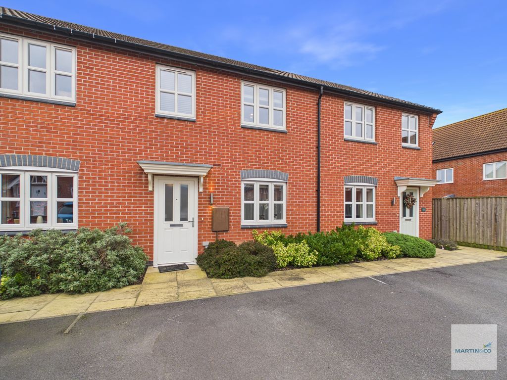 Property photo 1 of 18 Cam03394G0-Pr0457-Still023