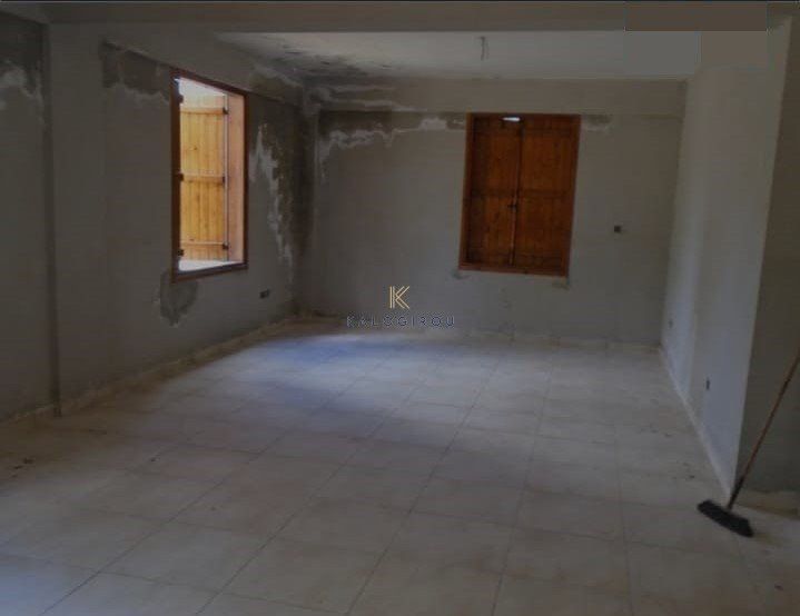 Property photo 3 of 3