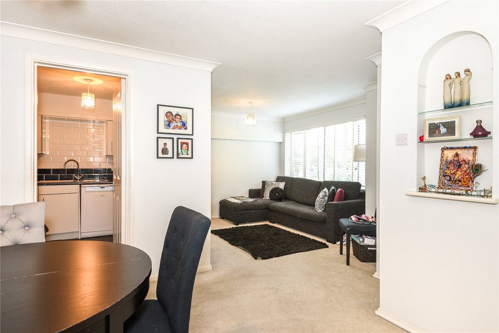 Property photo 2 of 10 Picture No. 03