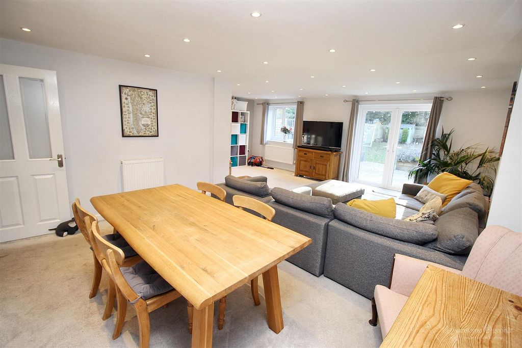 Property photo 3 of 17 Living Area