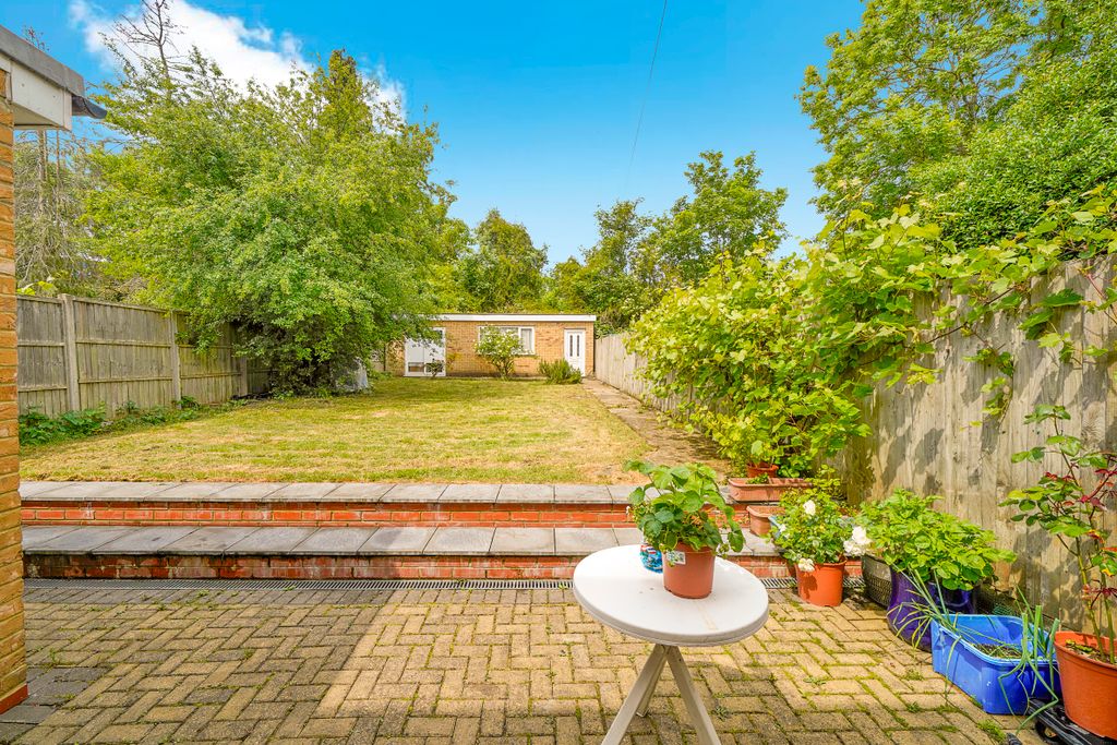 Property photo 2 of 15