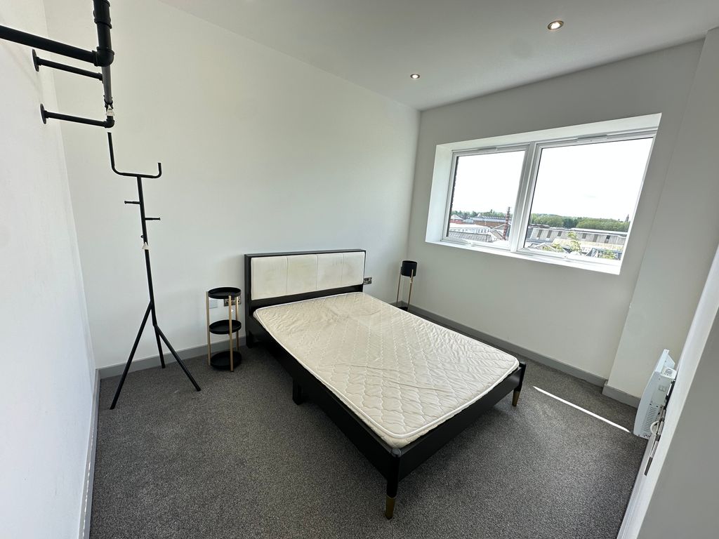 Property photo 3 of 6
