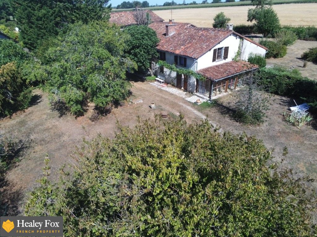 Property photo 2 of 36 2._Country_House_For_Sale_In_France__1_6A79E7F4Dce2F
