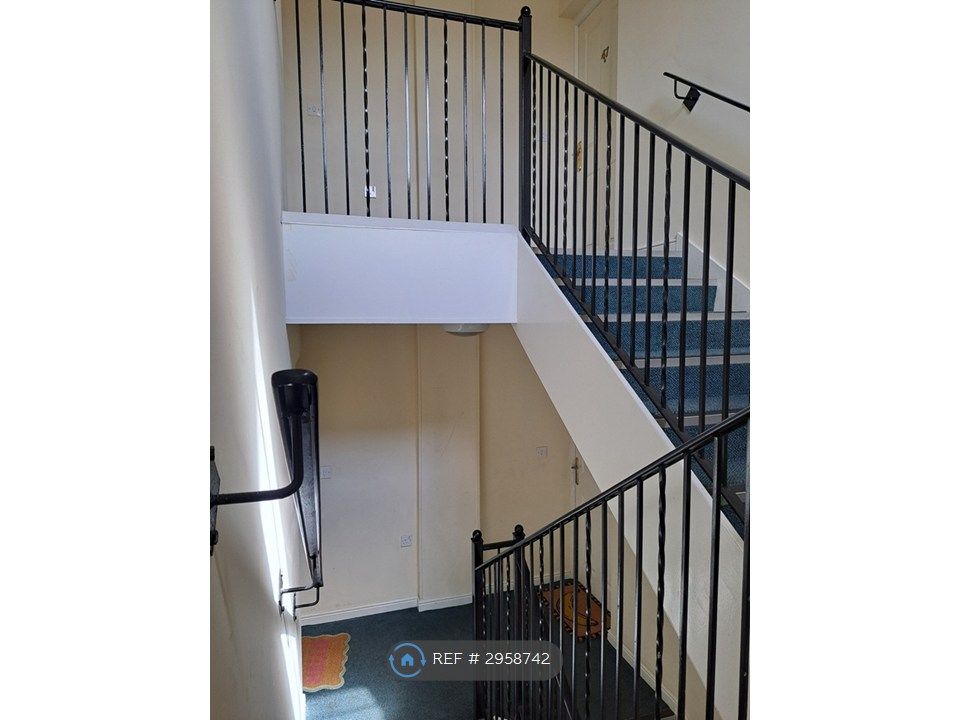 Property photo 2 of 12 Stairs To Second Floor (Top Floor)